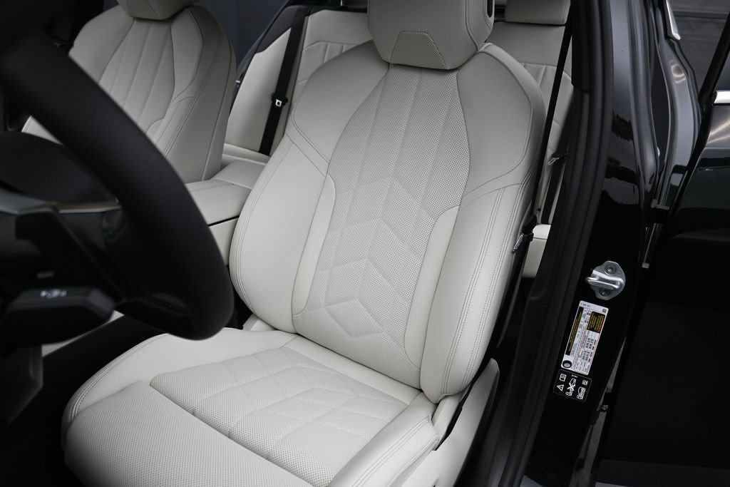 New 2027 BMW 530i xDrive AWD/4WD image 11