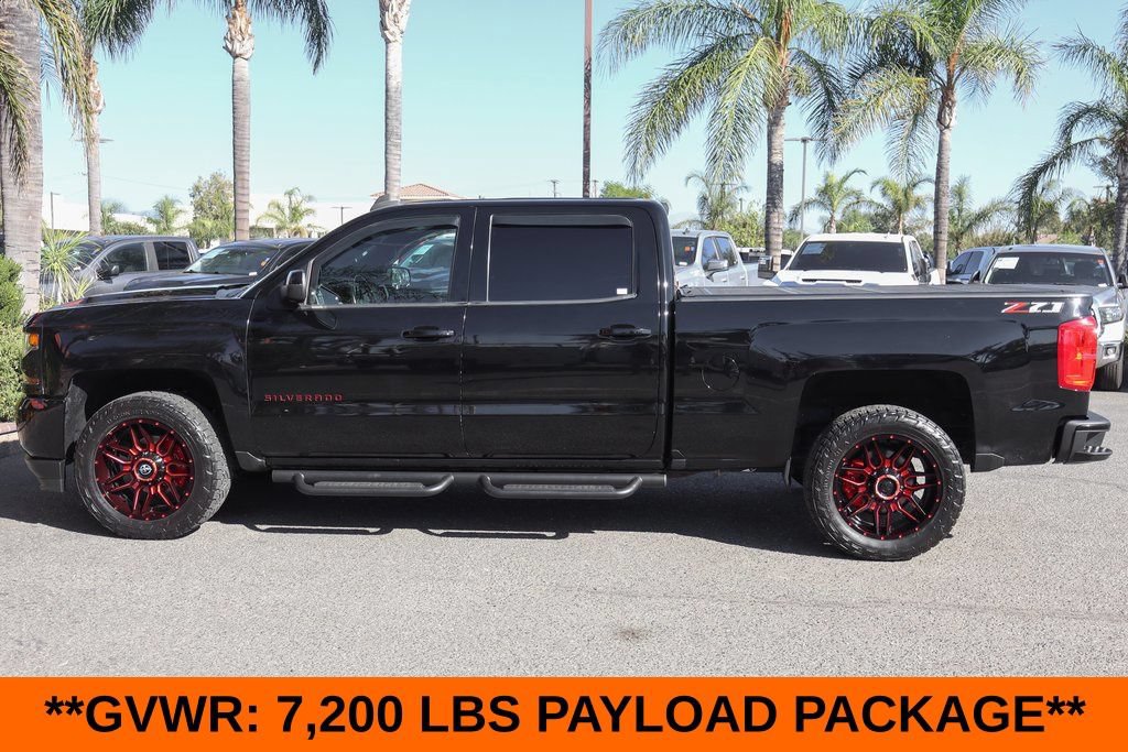 Used 2018 Chevrolet Silverado 1500 LTZ Z71 w/ Redline Edition AWD/4WD image 5