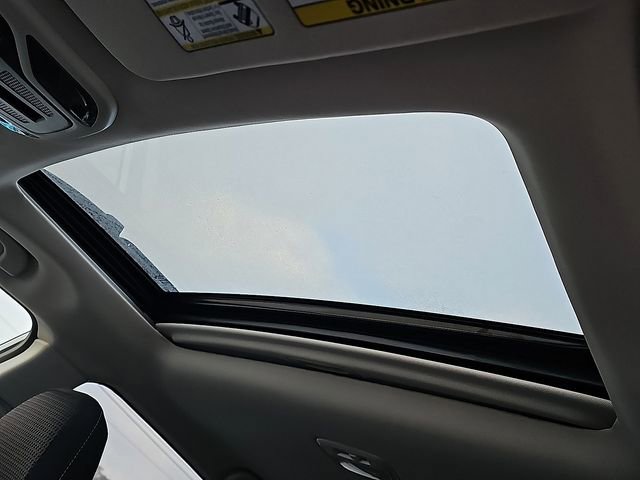 Used 2025 Subaru Outback Premium image 15