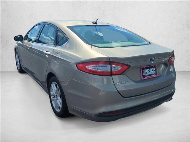 Used 2015 Ford Fusion SE FWD image 8