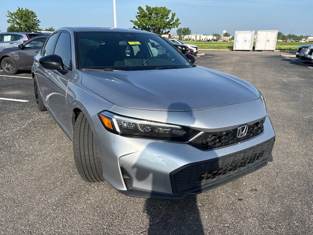 Used 2025 Honda Civic Sport image 12