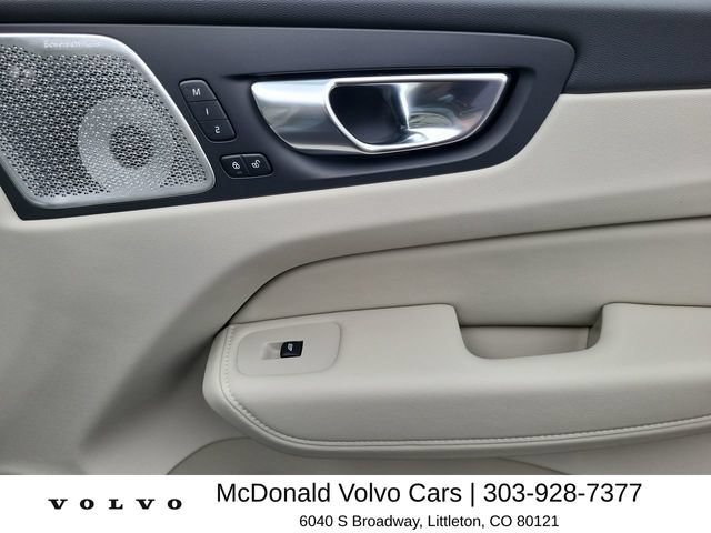 New 2026 Volvo XC60 T8 Ultra w/ Protection Package Premier AWD/4WD image 18