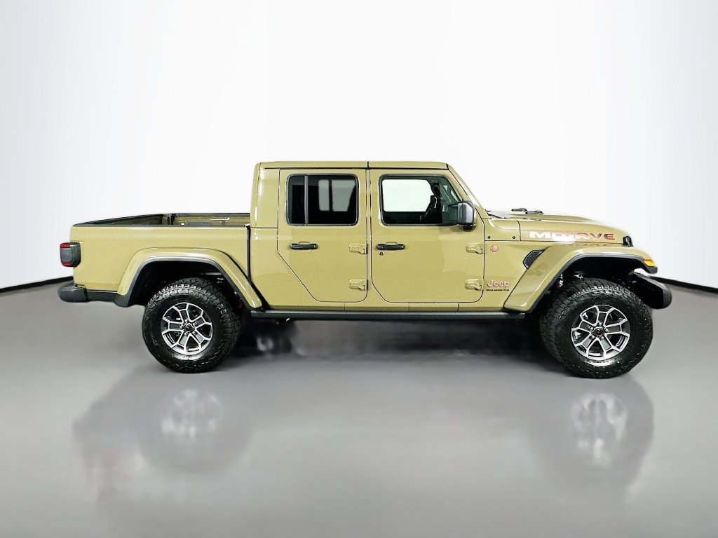 New 2026 Jeep Gladiator Mojave w/ Technology Group AWD/4WD image 8