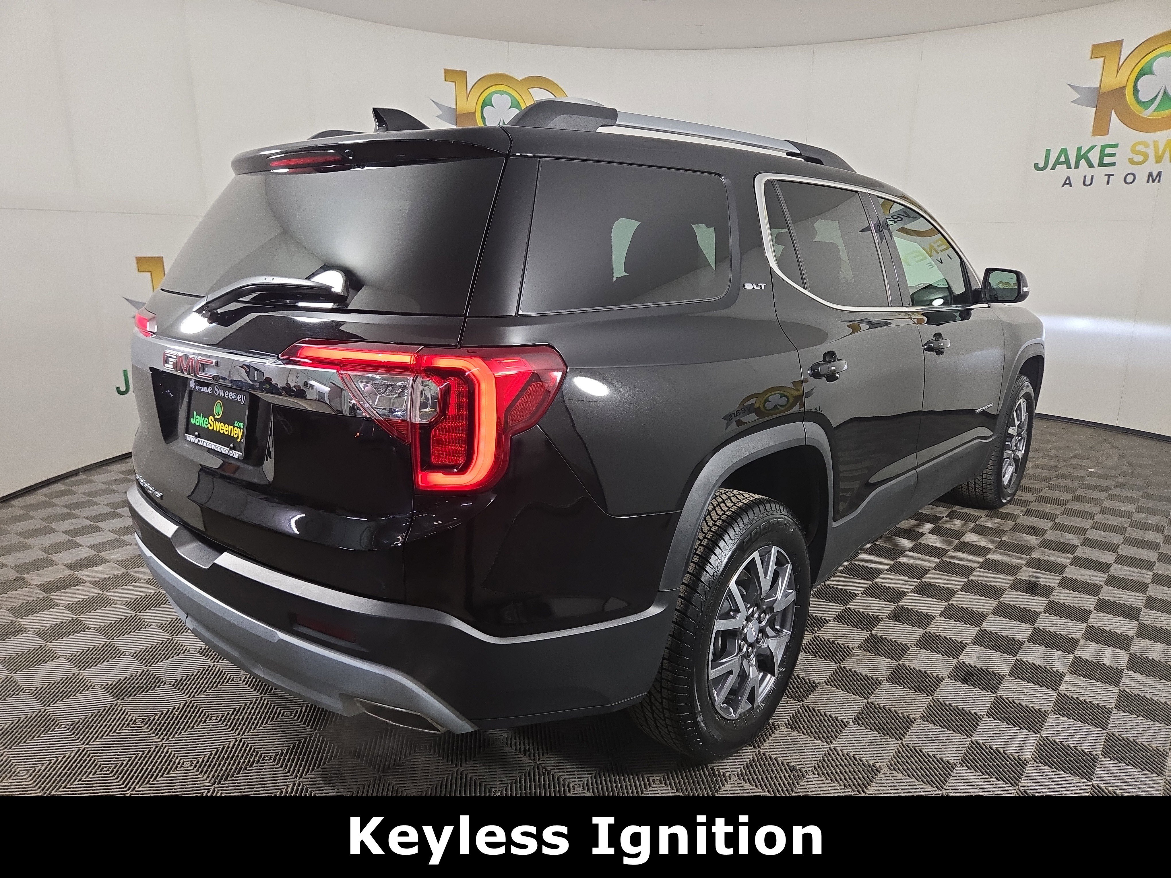 Certified 2023 GMC Acadia SLT image 9