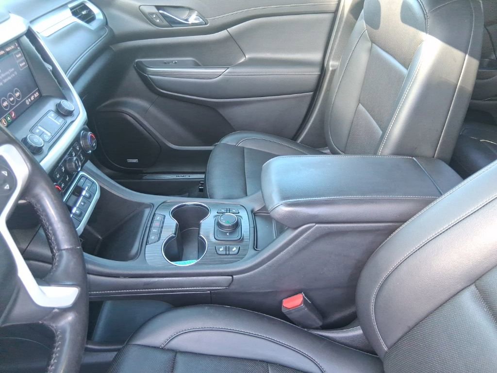 Used 2022 GMC Acadia SLT w/ Elevation Edition image 19