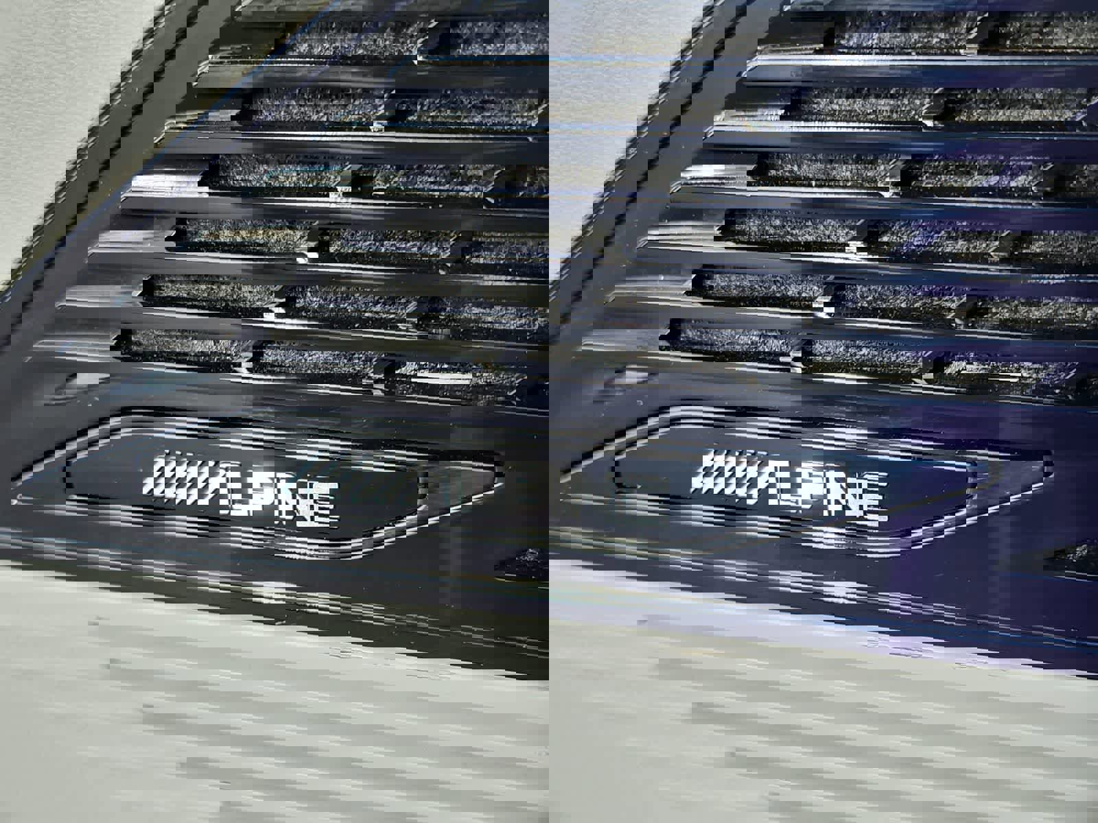 Used 2025 Jeep Wagoneer S Limited image 30