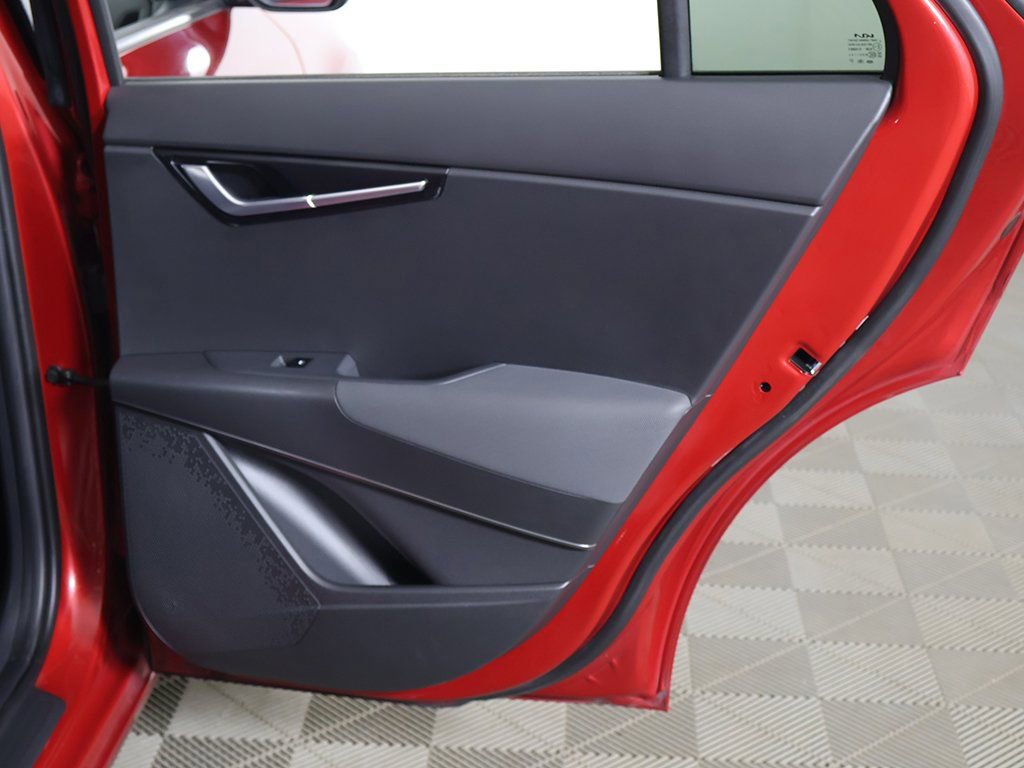 Used 2023 Kia Niro EX image 25