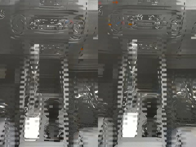 Certified 2024 Nissan Frontier SL w/ Technology Package image 19