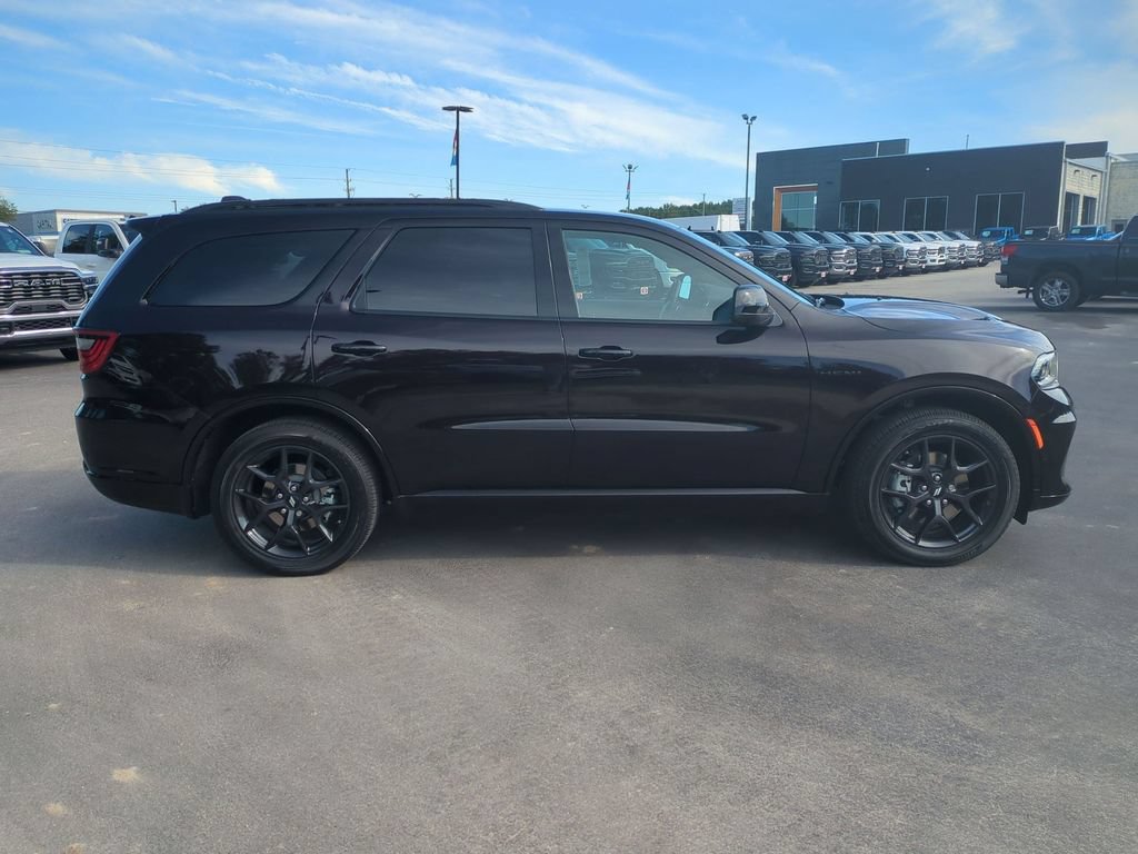 New 2027 Dodge Durango GT w/ Blacktop Package AWD/4WD image 3