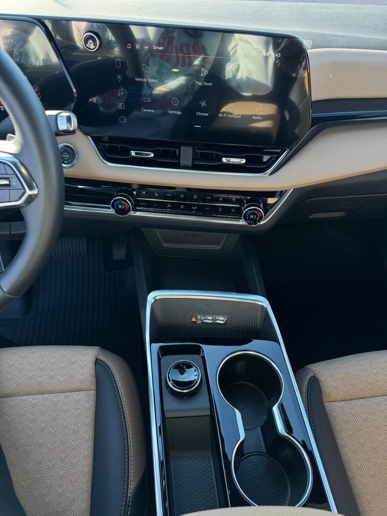 New 2026 Chevrolet Equinox ACTIV w/ Convenience Package III image 16