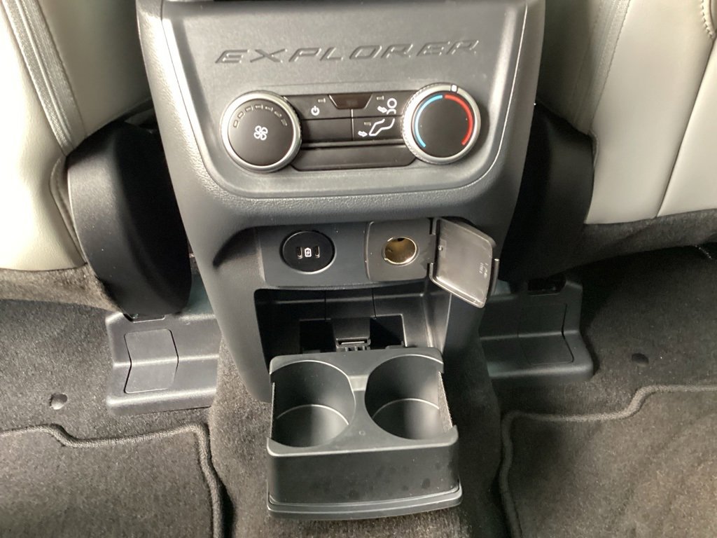 Used 2025 Ford Explorer Active w/ Active Comfort Package image 45