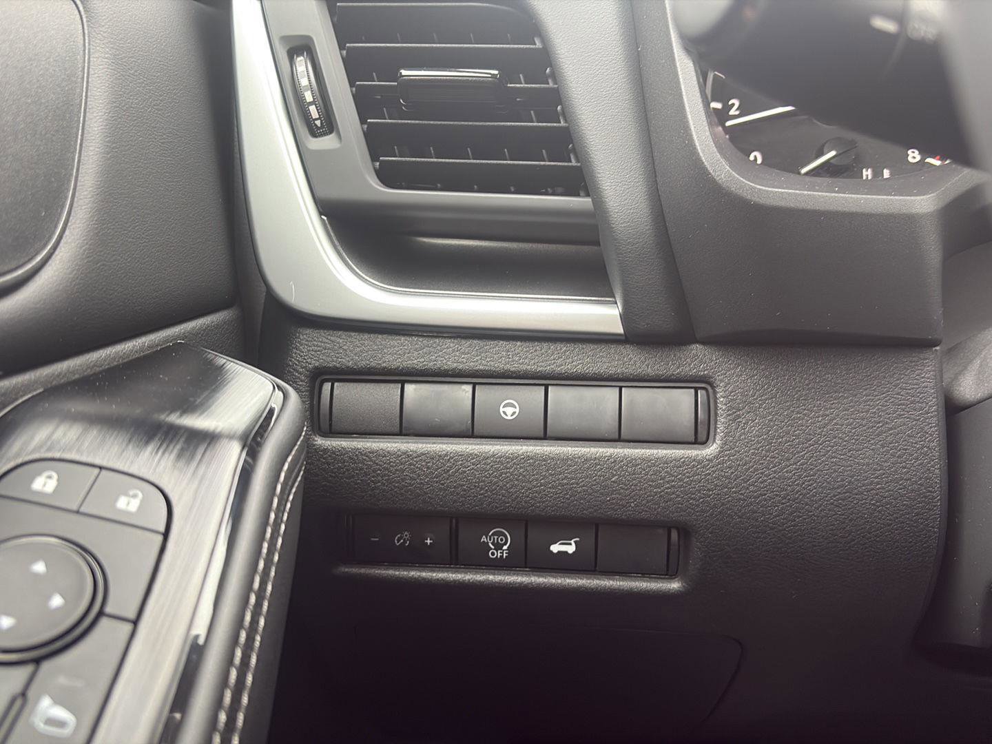 New 2026 Nissan Rogue SV image 22