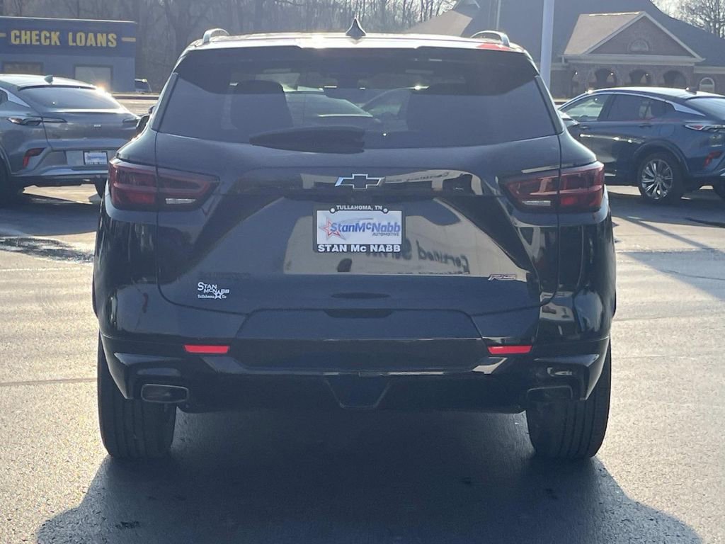 Certified 2023 Chevrolet Blazer RS w/ Driver Confidence II Package image 6