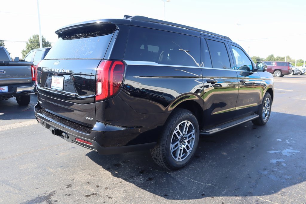 New 2025 Ford Expedition Max Active image 22