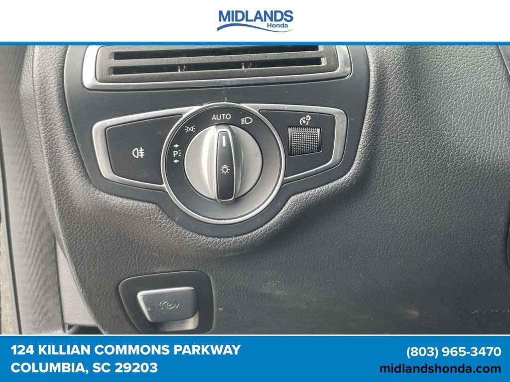 Used 2019 Mercedes-Benz C 300 Sedan image 19