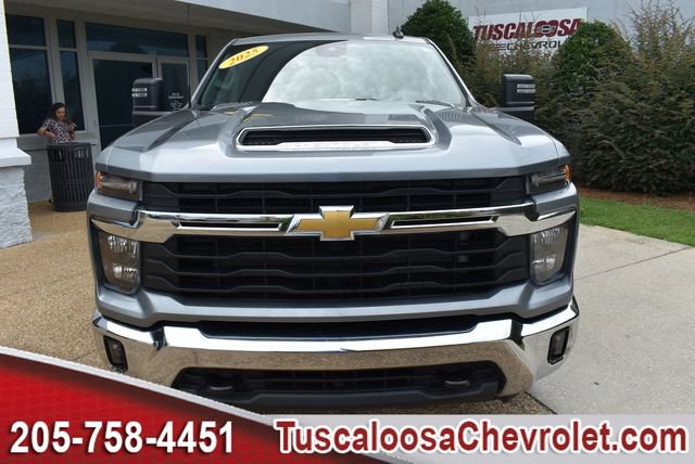 Certified 2025 Chevrolet Silverado 2500 LT w/ Convenience Package AWD/4WD image 4
