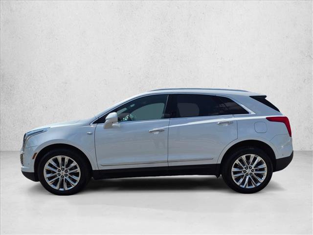 Used 2017 Cadillac XT5 Platinum w/ Driver Assist Package AWD/4WD image 9