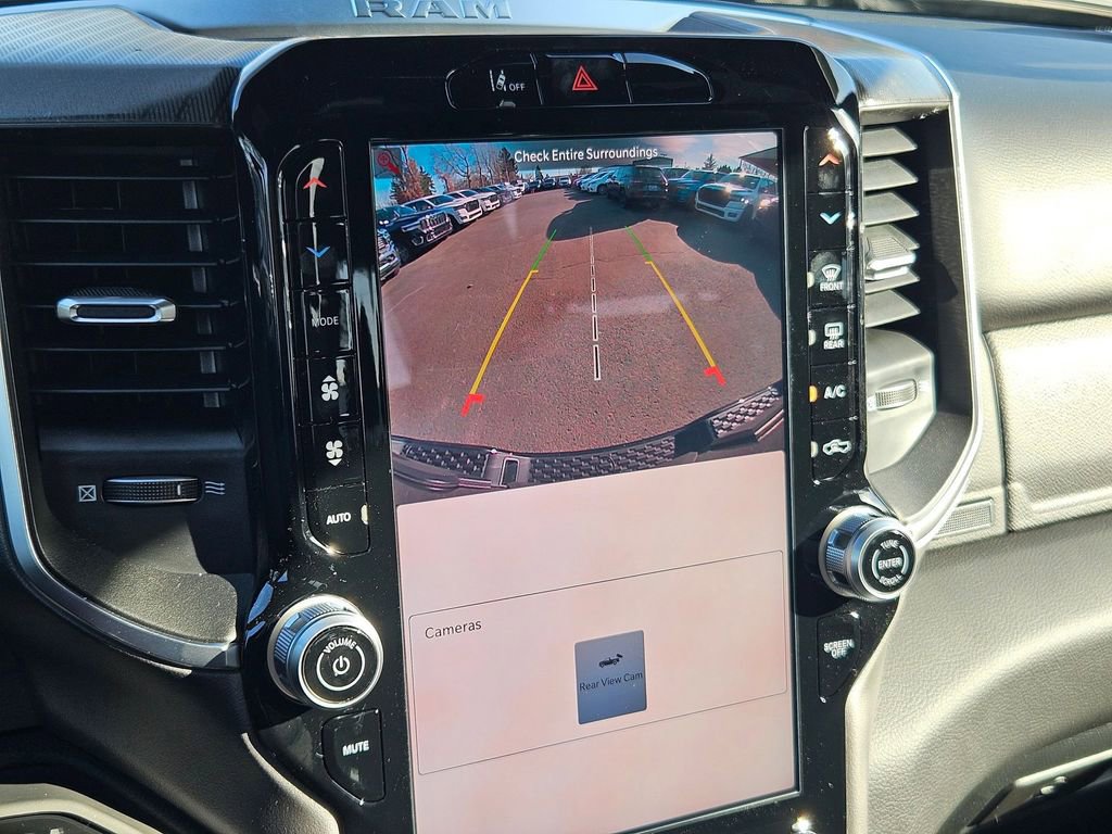 New 2026 RAM 1500 4x4 Crew Cab image 25