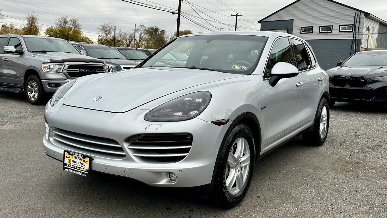 Used 2011 Porsche Cayenne S image 3