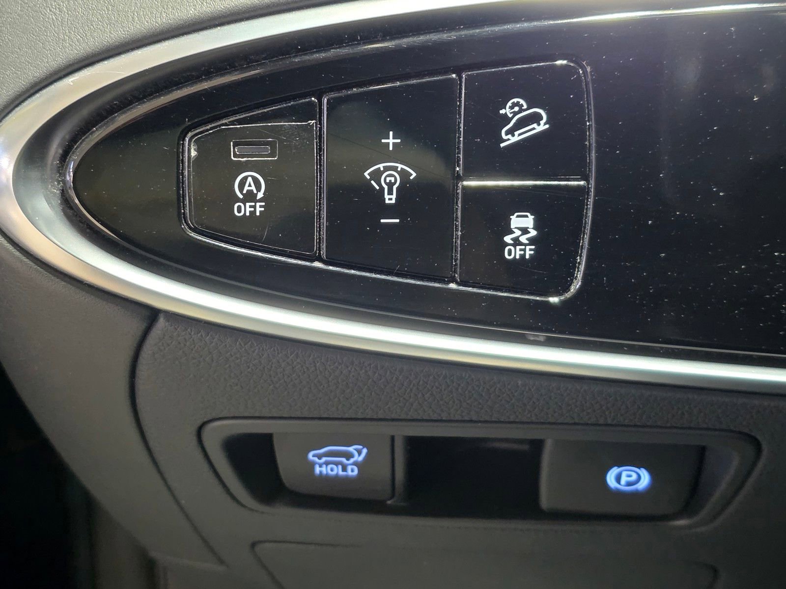 Used 2025 Genesis GV70 2.5T image 32