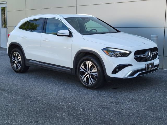 Used 2025 Mercedes-Benz GLA 250 4MATIC image 6