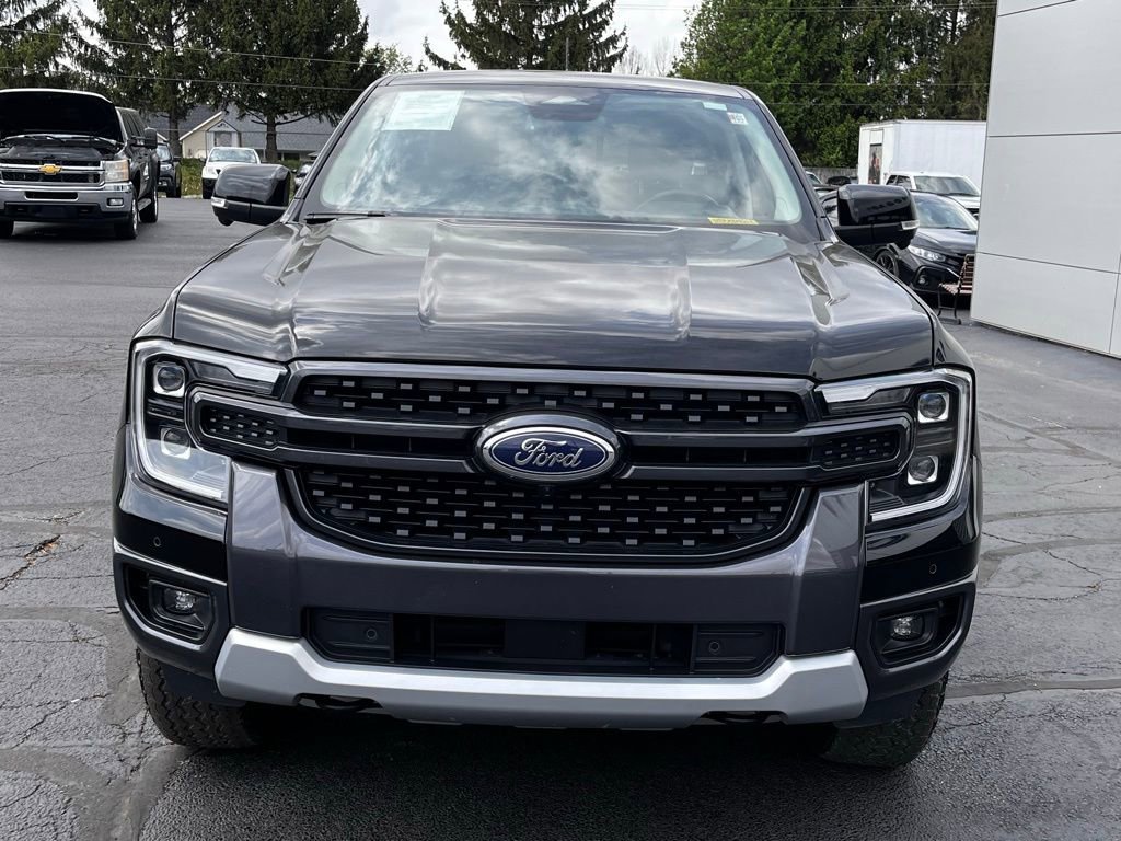 Used 2024 Ford Ranger Lariat w/ FX4 Off-Road Package image 9