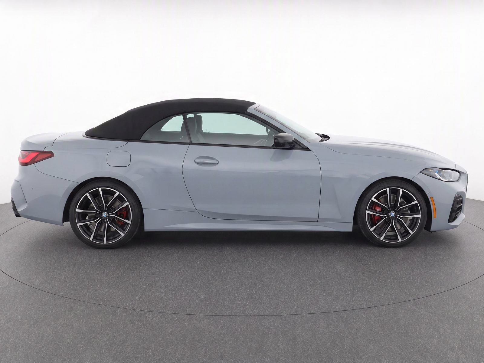 Used 2023 BMW M440i Convertible w/ Premium Package RWD image 4