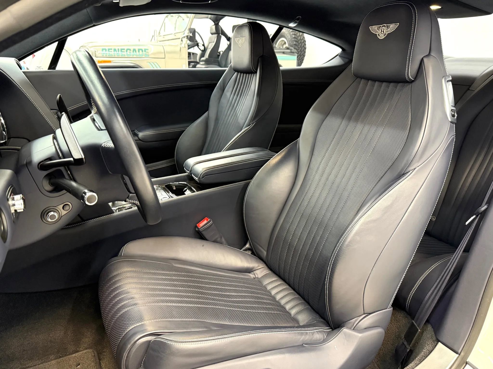 Used 2016 Bentley Continental GT image 4