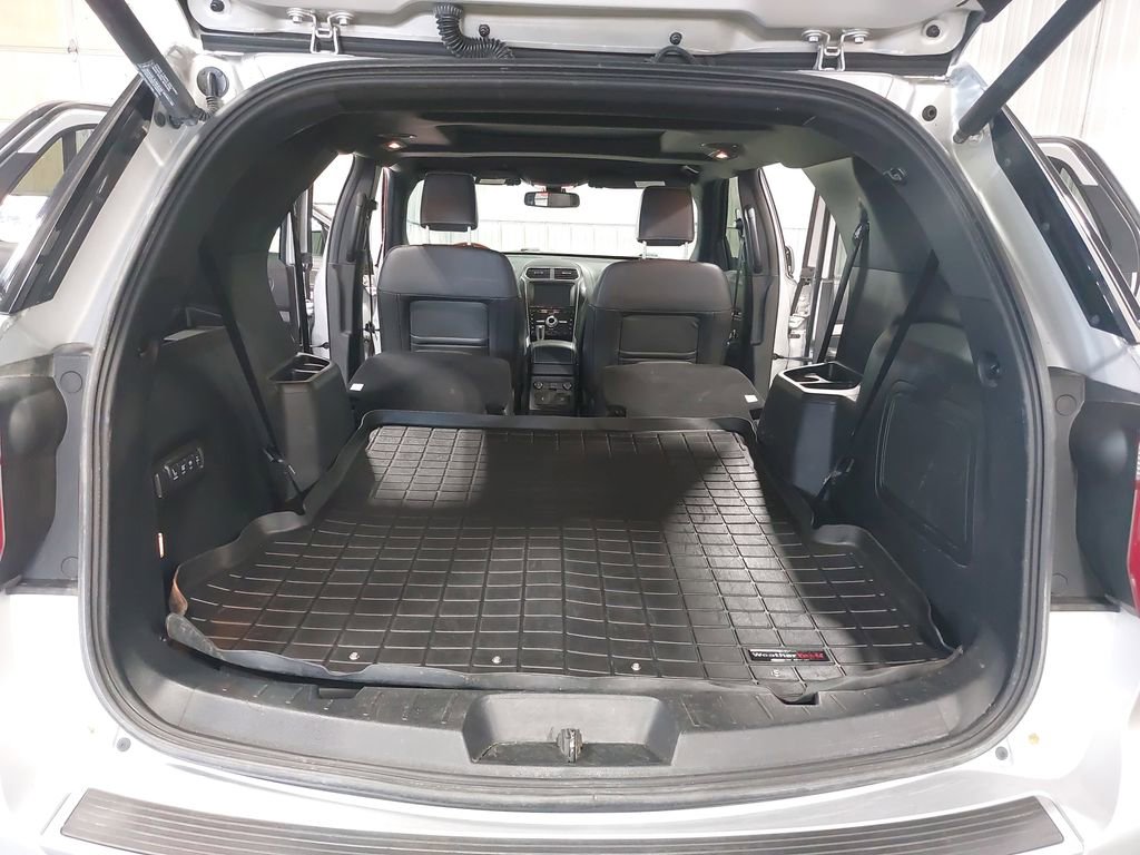 Used 2018 Ford Explorer Platinum AWD/4WD image 14