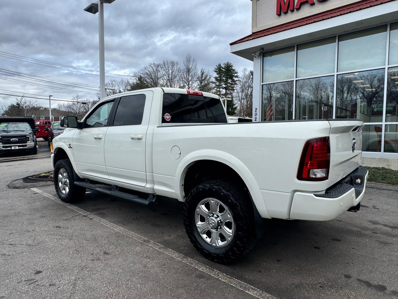 Used 2018 RAM 2500 Laramie w/ Sport Appearance Group image 9