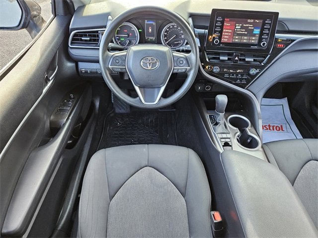 Used 2022 Toyota Camry LE image 11