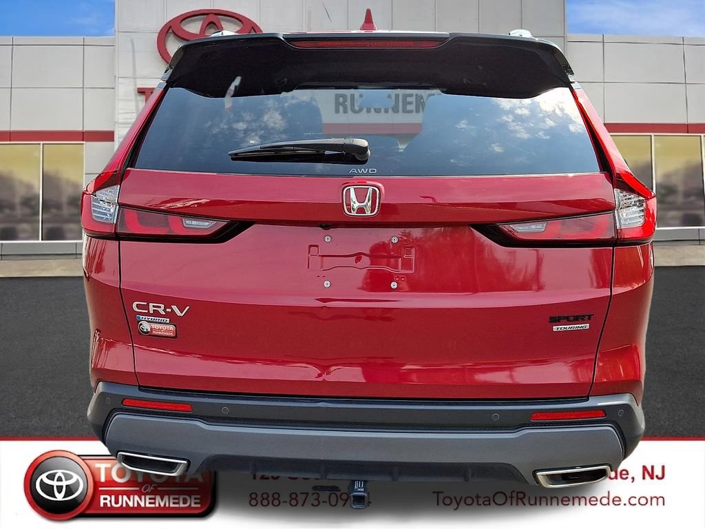 Used 2024 Honda CR-V Sport Touring image 5