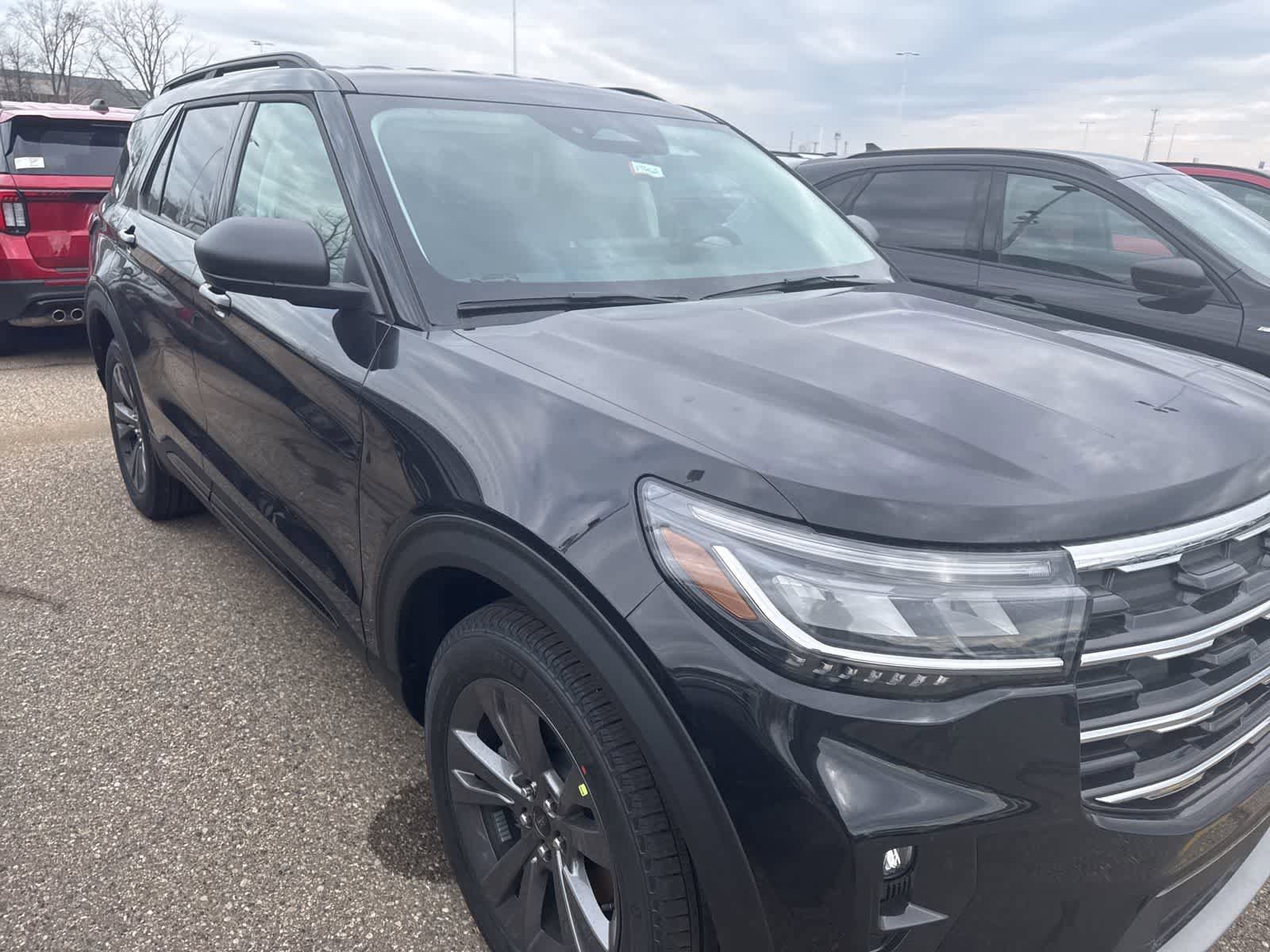 New 2026 Ford Explorer Active w/ Active Comfort Package AWD/4WD image 24