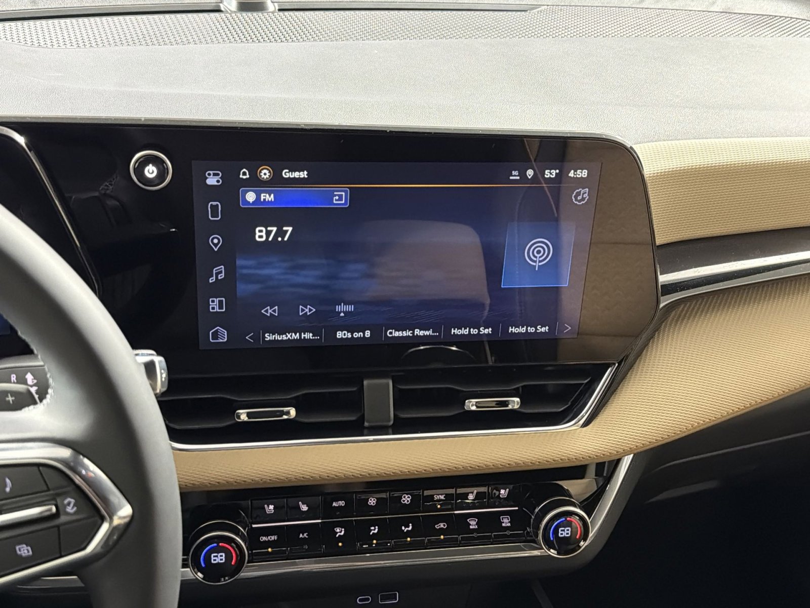 New 2026 Chevrolet Equinox ACTIV w/ Convenience Package III AWD/4WD image 18