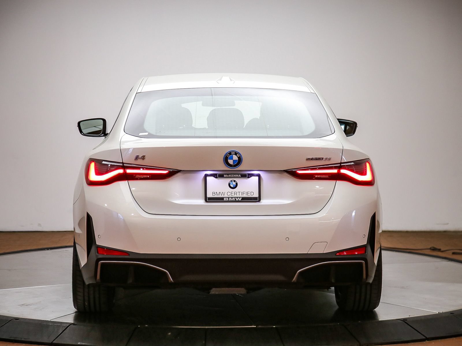 Certified 2023 BMW i4 eDrive35 w/ Premium Package RWD image 3