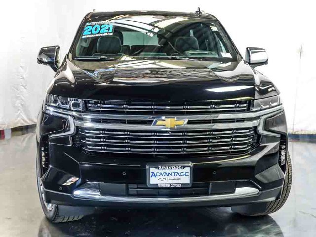 Used 2021 Chevrolet Tahoe Premier w/ Premium Package AWD/4WD image 7
