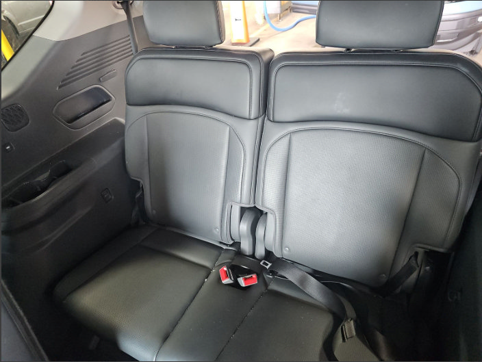 Used 2024 Kia EV9 Light Long Range RWD image 9