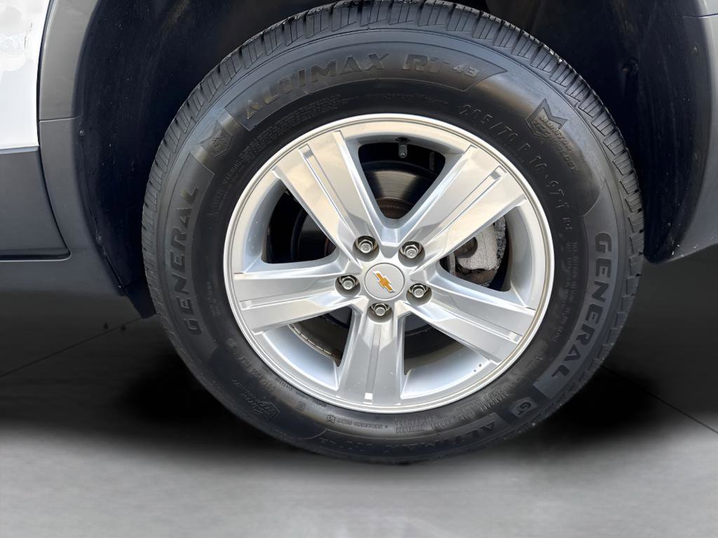 Used 2020 Chevrolet Trax LS AWD/4WD image 8