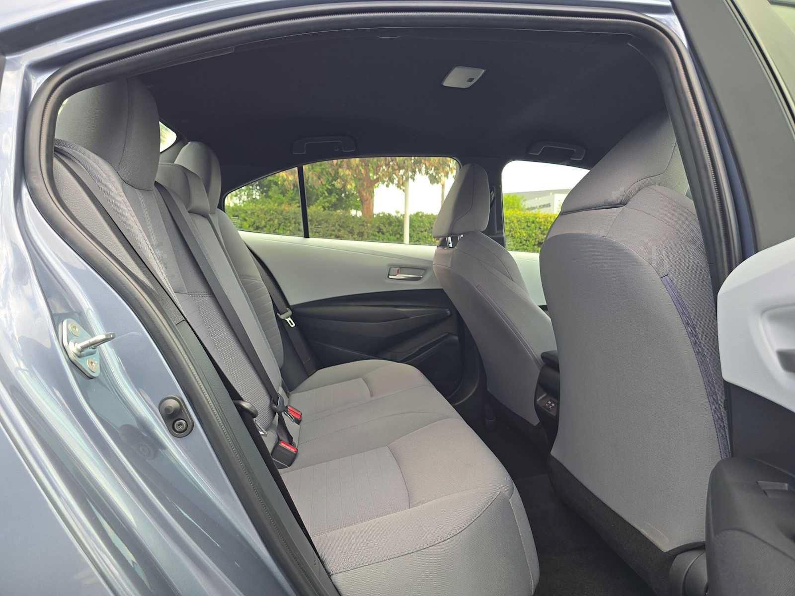 Certified 2026 Toyota Corolla SE w/ Carpet Mat Package (TMS) FWD image 12