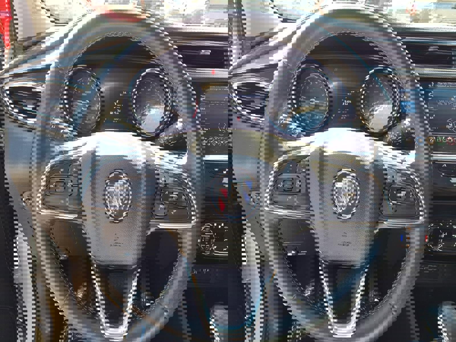 Used 2021 Buick Encore GX Select image 8