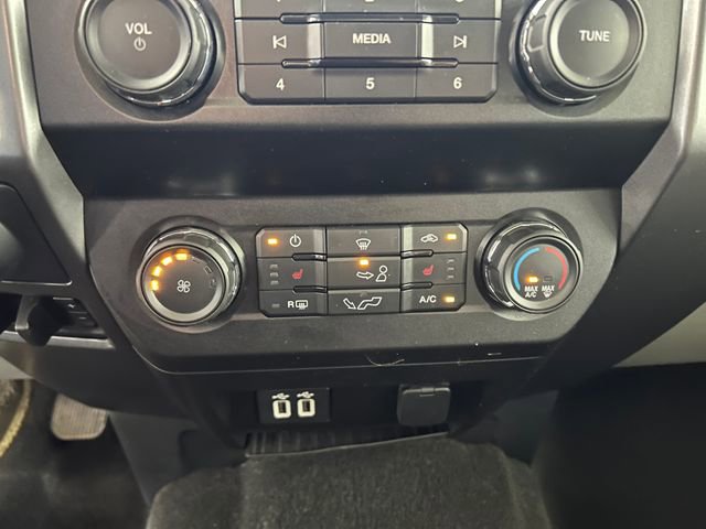 Used 2020 Ford F150 XLT w/ Equipment Group 302A Luxury AWD/4WD image 24