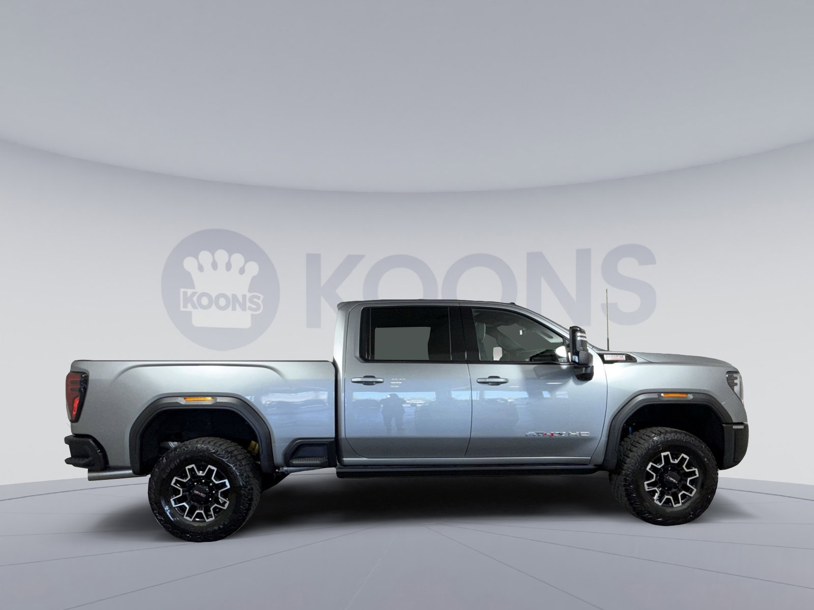 Used 2025 GMC Sierra 2500 AT4X AWD/4WD image 8