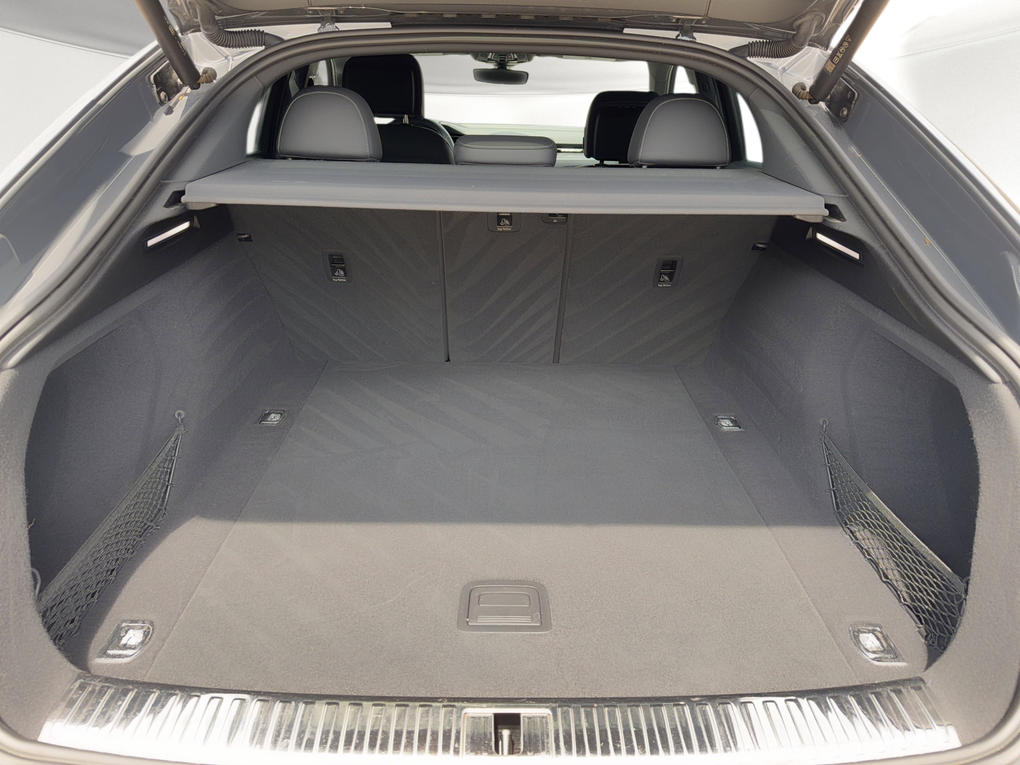 Used 2024 Audi Q8 e-tron Premium Plus w/ Premium Plus Package image 13