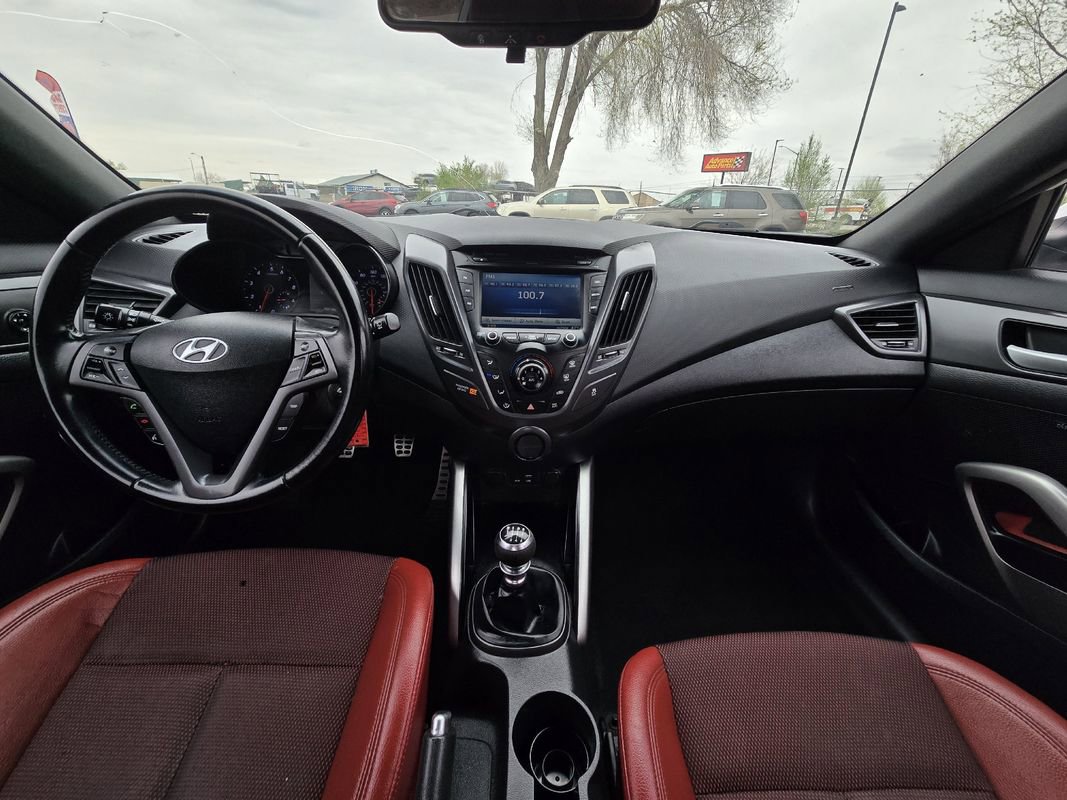 Used 2016 Hyundai Veloster Turbo R-Spec image 17