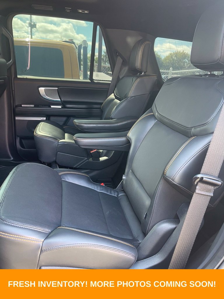 Used 2025 Ford Expedition Tremor AWD/4WD image 7