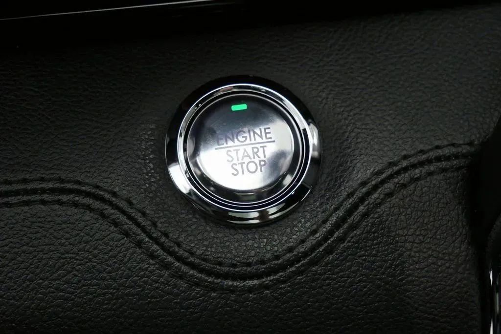 Used 2024 Lincoln Navigator L Reserve w/ Equipment Group 201A AWD/4WD image 32