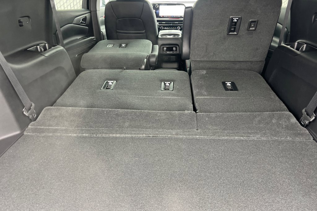 New 2026 Chevrolet Traverse RS image 13