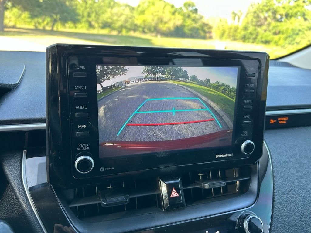 Used 2022 Toyota Corolla LE image 23