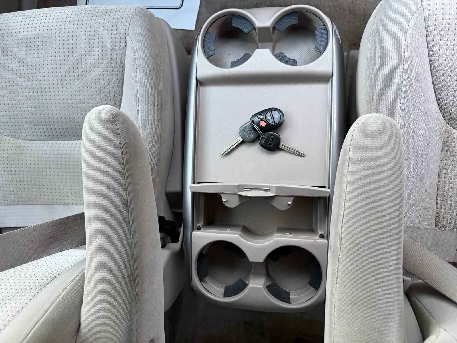 Used 2007 Toyota Sienna CE FWD image 26