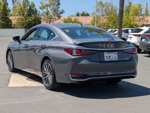 Used 2023 Lexus ES 300h w/ Premium Package FWD image 7